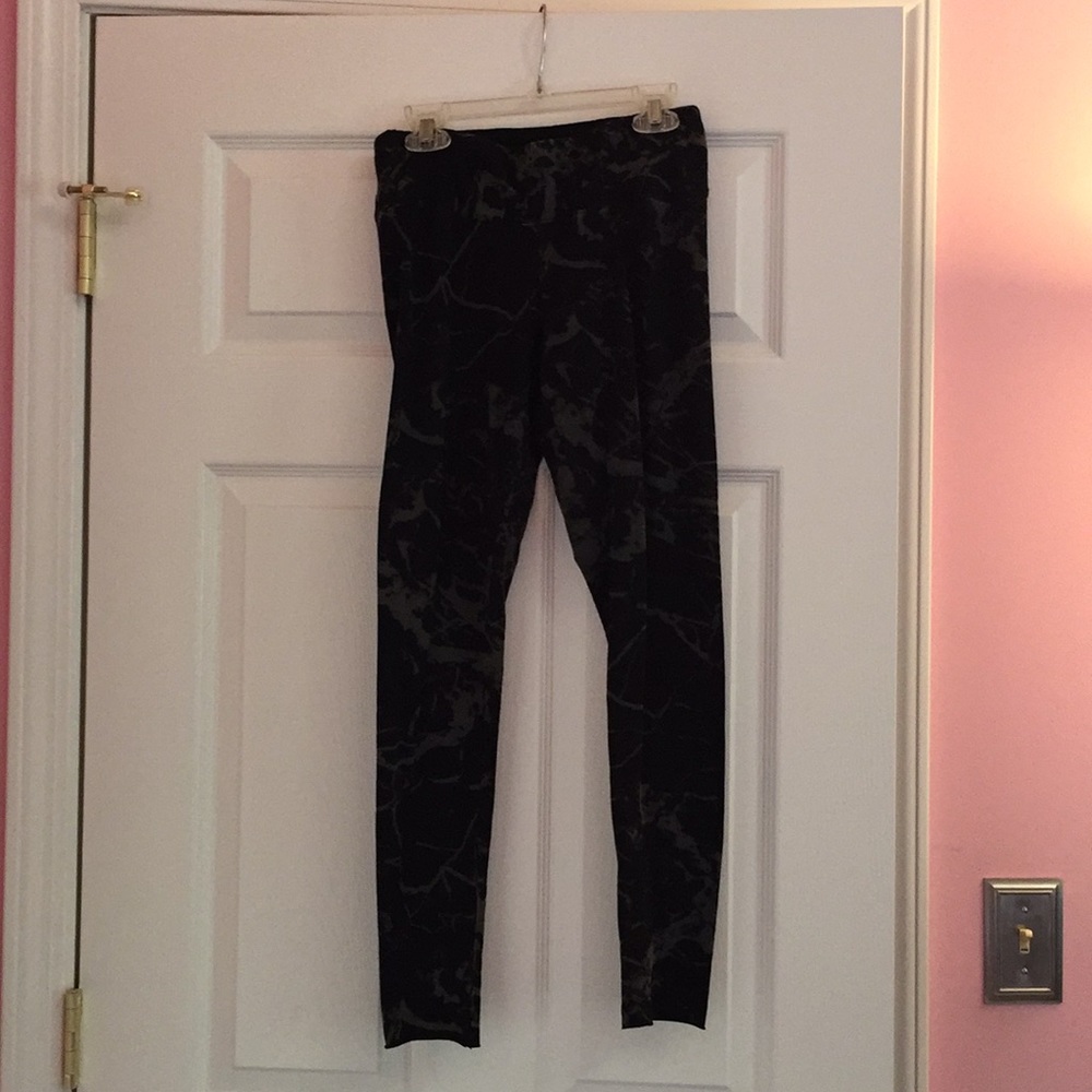 ***2 PAIRS*** of TNA leggings